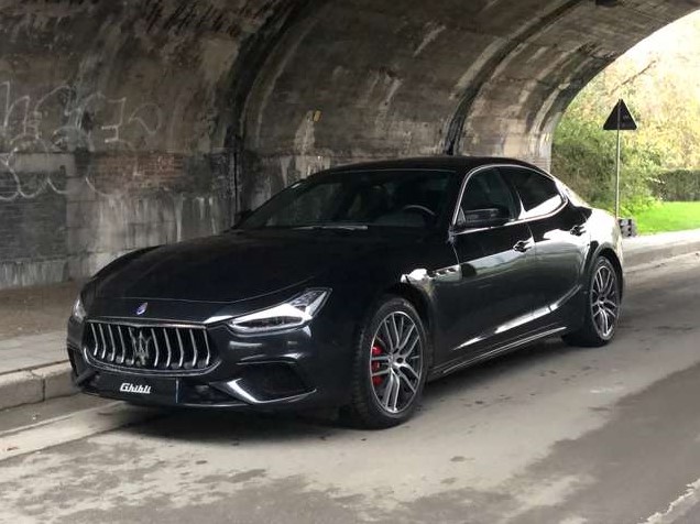 Maserati Ghibli матовая чёрная